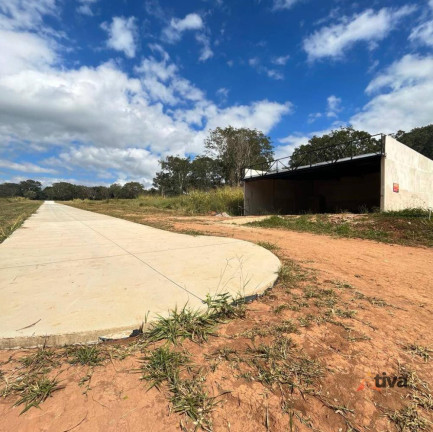 Imagem Imóvel à Venda, 1.000 m² Imagem Imóvel à Venda, 1.000 m²