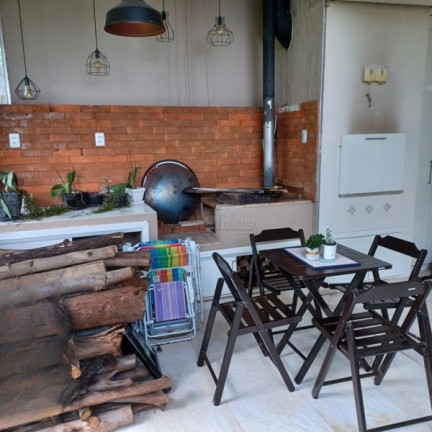 Imagem Casa com 3 Quartos à Venda, 180 m² em Guarujá - Porto Alegre Imagem Casa com 3 Quartos à Venda, 180 m² em Guarujá - Porto Alegre