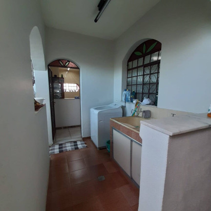 Imagem Casa com 2 Quartos à Venda, 366 m² em Eymard - Belo Horizonte