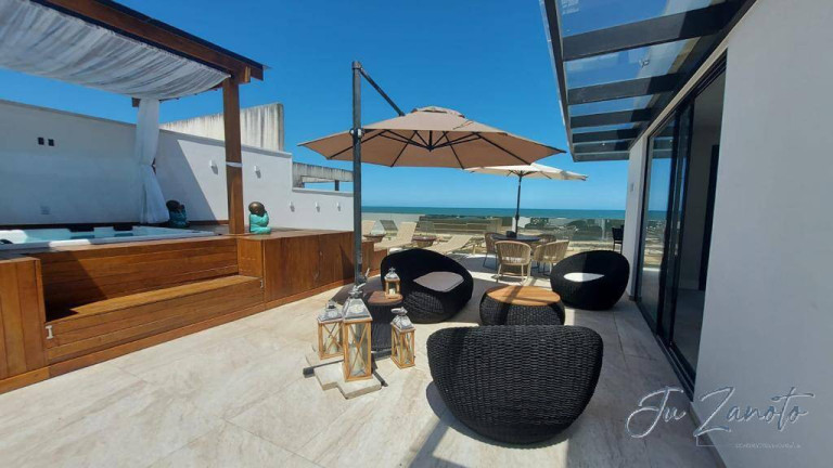 Imagem Casa com 7 Quartos à Venda, 500 m² em Brejatuba - Guaratuba Imagem Casa com 7 Quartos à Venda, 500 m² em Brejatuba - Guaratuba