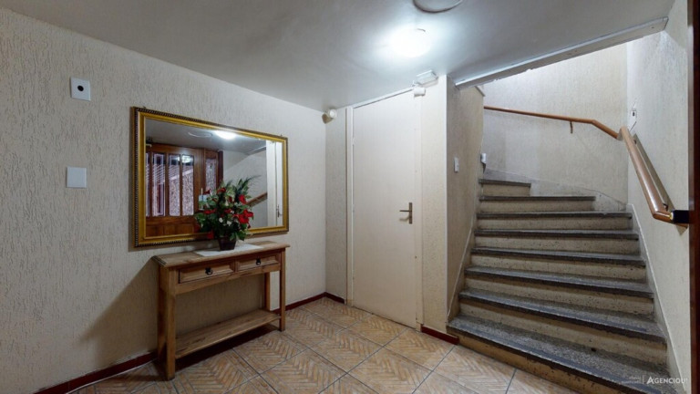 Imagem Imóvel com 1 Quarto à Venda, 35 m² em Petrópolis - Porto Alegre Imagem Imóvel com 1 Quarto à Venda, 35 m² em Petrópolis - Porto Alegre