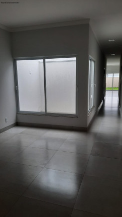 Imagem Imóvel com 4 Quartos à Venda, em Sinop - Sinop Imagem Imóvel com 4 Quartos à Venda, em Sinop - Sinop