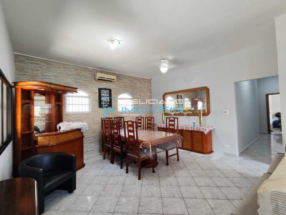 Imagem Casa com 3 Quartos à Venda, 250 m² em Solemar - Praia Grande Imagem Casa com 3 Quartos à Venda, 250 m² em Solemar - Praia Grande
