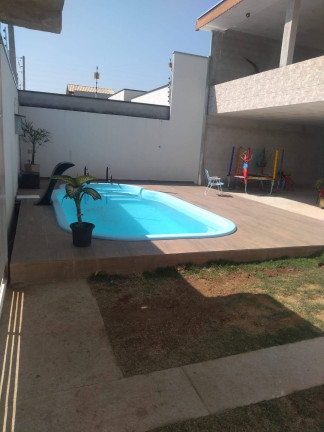 Imagem Casa com 4 Quartos à Venda, 300 m² em Jardim Oásis - Taubaté Imagem Casa com 4 Quartos à Venda, 300 m² em Jardim Oásis - Taubaté
