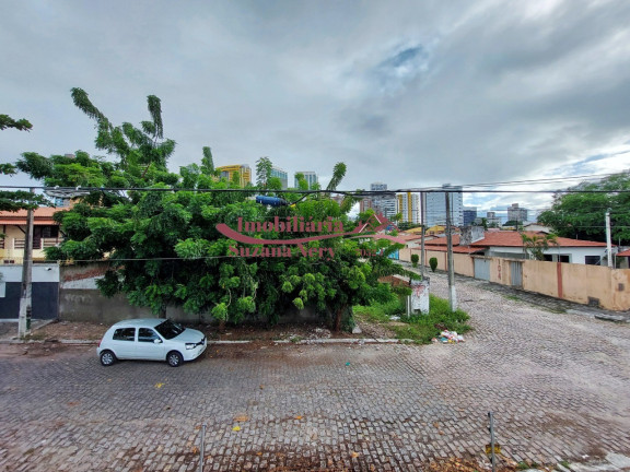 Imagem Casa com 6 Quartos à Venda, em Ponta Negra - Natal Imagem Casa com 6 Quartos à Venda, em Ponta Negra - Natal
