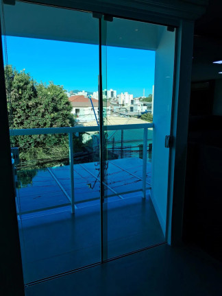 Imagem Casa com 4 Quartos à Venda, 180 m² em Estreito - Florianópolis Imagem Casa com 4 Quartos à Venda, 180 m² em Estreito - Florianópolis