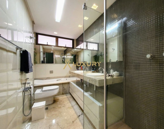 Imagem Imóvel com 4 Quartos à Venda, 440 m² em Serra - Belo Horizonte Imagem Imóvel com 4 Quartos à Venda, 440 m² em Serra - Belo Horizonte