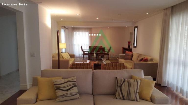 Imagem Casa com 5 Quartos à Venda, 275 m² em Campo Belo - São Paulo