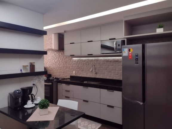 Imagem Imóvel com 2 Quartos à Venda, 117 m² em Piratininga - Niterói Imagem Imóvel com 2 Quartos à Venda, 117 m² em Piratininga - Niterói