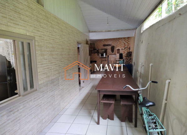 Imagem Casa com 3 Quartos à Venda, 211 m² em Iririú - Joinville Imagem Casa com 3 Quartos à Venda, 211 m² em Iririú - Joinville