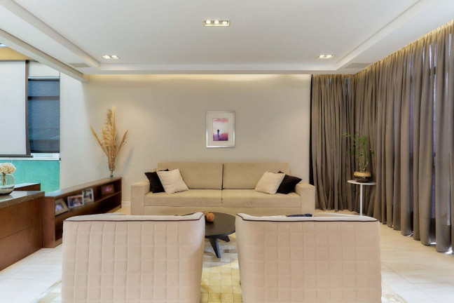 Imagem Casa com 2 Quartos à Venda, 297 m² em Pinheirinho - Curitiba Imagem Casa com 2 Quartos à Venda, 297 m² em Pinheirinho - Curitiba