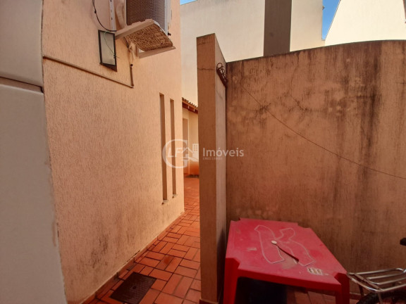 Imagem Casa com 3 Quartos à Venda, 117 m² em Vila Margarida - Campo Grande Imagem Casa com 3 Quartos à Venda, 117 m² em Vila Margarida - Campo Grande