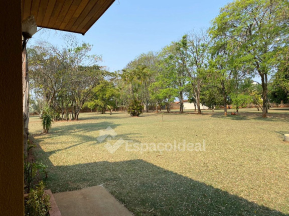 Imagem Fazenda para Alugar, 16.000 m² em Jardim Nova Lençóis - Lençóis Paulista Imagem Fazenda para Alugar, 16.000 m² em Jardim Nova Lençóis - Lençóis Paulista