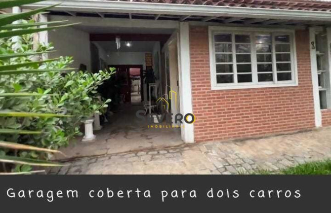 Imagem Casa com 5 Quartos à Venda, 375 m² em Itaipu - Niterói Imagem Casa com 5 Quartos à Venda, 375 m² em Itaipu - Niterói