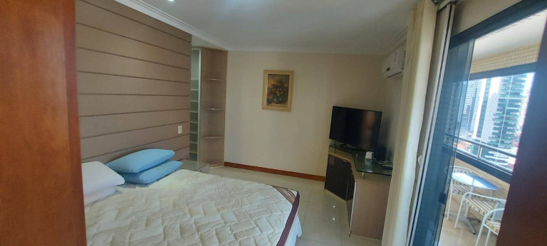 Imagem Apartamento com 3 Quartos à Venda, 216 m² em Umarizal - Belém
