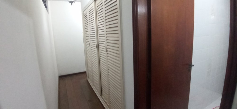 Imagem Casa com 3 Quartos à Venda, 185 m² em Embaré - Santos Imagem Casa com 3 Quartos à Venda, 185 m² em Embaré - Santos