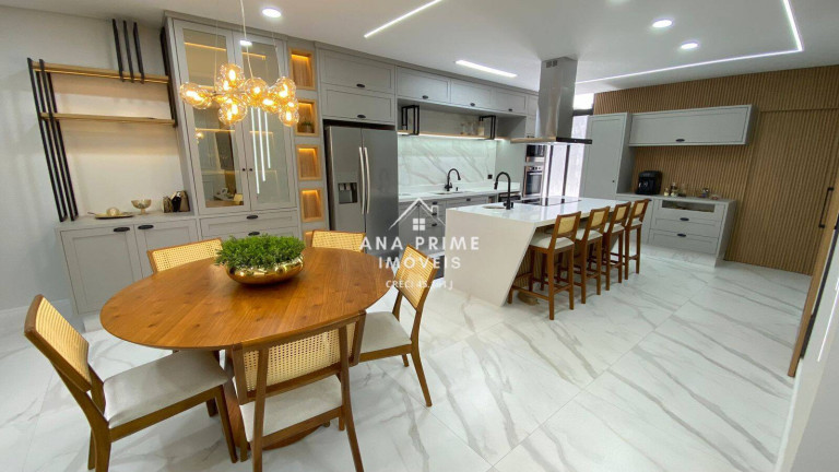 Imagem Casa com 3 Quartos à Venda, 210 m² em Jardim Oriente - São José Dos Campos