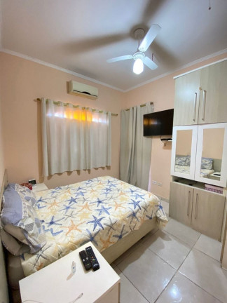 Imagem Casa com 4 Quartos à Venda, 180 m² em Guilhermina - Praia Grande Imagem Casa com 4 Quartos à Venda, 180 m² em Guilhermina - Praia Grande