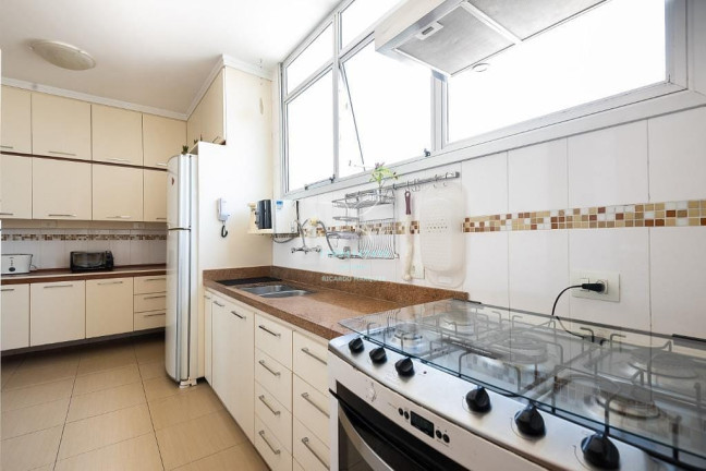 Imagem Apartamento com 3 Quartos à Venda, 180 m² em Itaim Bibi - São Paulo