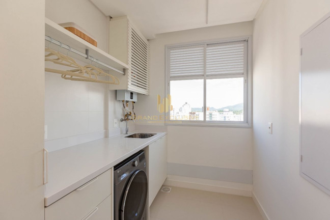 Imagem Cobertura com 3 Quartos à Venda, 242 m² em Centro - Balneário Camboriú