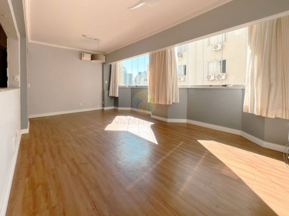 Imagem Apartamento com 3 Quartos à Venda, 108 m² em Centro - Balneário Camboriú Imagem Apartamento com 3 Quartos à Venda, 108 m² em Centro - Balneário Camboriú