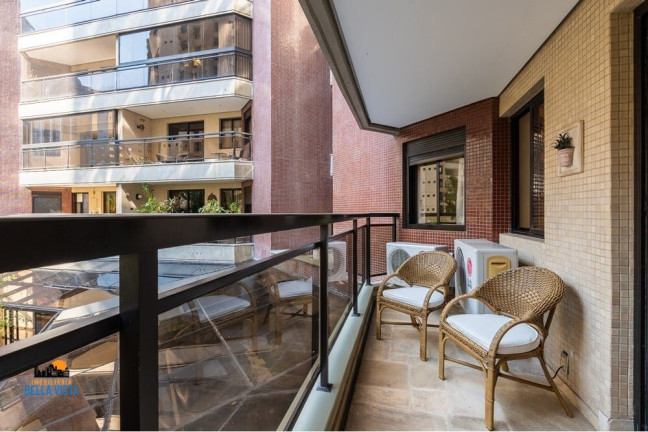 Imagem Apartamento com 3 Quartos à Venda, em Moema - São Paulo Imagem Apartamento com 3 Quartos à Venda, em Moema - São Paulo