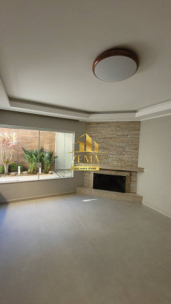 Imagem Casa com 4 Quartos à Venda, 275 m² em Vila Oliveira - Mogi Das Cruzes Imagem Casa com 4 Quartos à Venda, 275 m² em Vila Oliveira - Mogi Das Cruzes