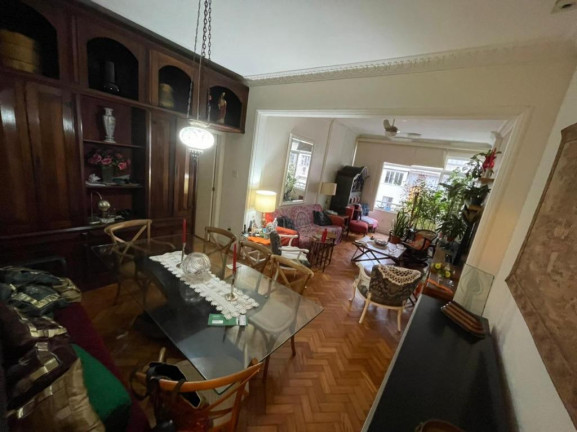 Apartamento com 3 Quartos à Venda, 135 m² em Copacabana - Rio De Janeiro