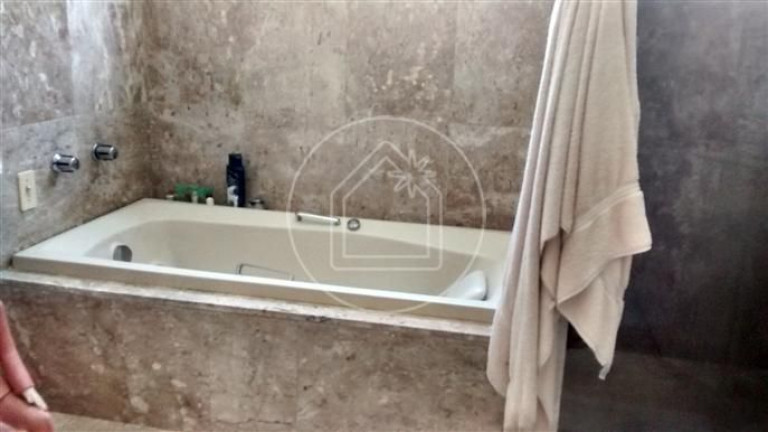 Imagem Cobertura com 5 Quartos à Venda, 390 m² em Barra Da Tijuca - Rio De Janeiro