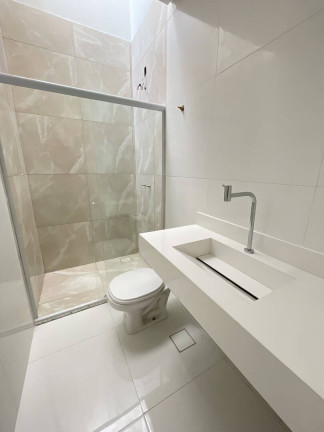 Imagem Sobrado com 3 Quartos à Venda, 125 m² em Estância Velha - Canoas Imagem Sobrado com 3 Quartos à Venda, 125 m² em Estância Velha - Canoas