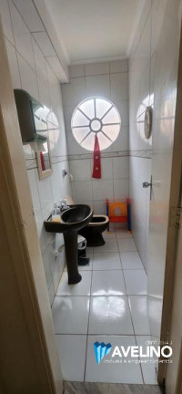 Imagem Casa com 5 Quartos à Venda, 277 m² em Vila Rosa Pires - Campo Grande