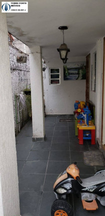 Imagem Casa com 3 Quartos à Venda, 180 m² em Jardim Vila Galvão - Guarulhos Imagem Casa com 3 Quartos à Venda, 180 m² em Jardim Vila Galvão - Guarulhos