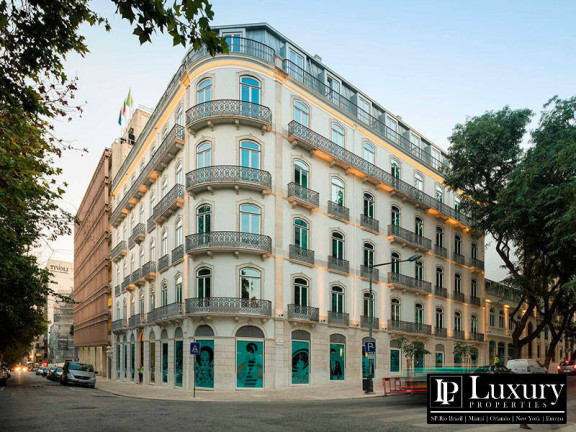 Imagem Apartamento com 3 Quartos à Venda, 190 m² em Centro - Lisboa Imagem Apartamento com 3 Quartos à Venda, 190 m² em Centro - Lisboa