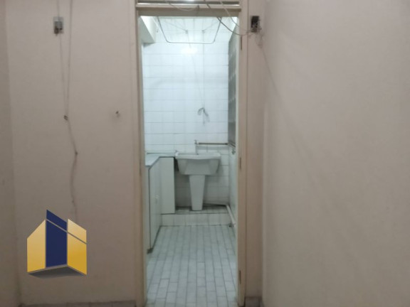 Imagem Apartamento com 2 Quartos à Venda, 130 m²