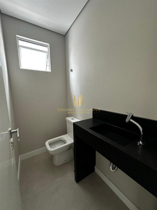 Imagem Apartamento com 2 Quartos à Venda, 93 m² em Centro - Balneário Camboriú