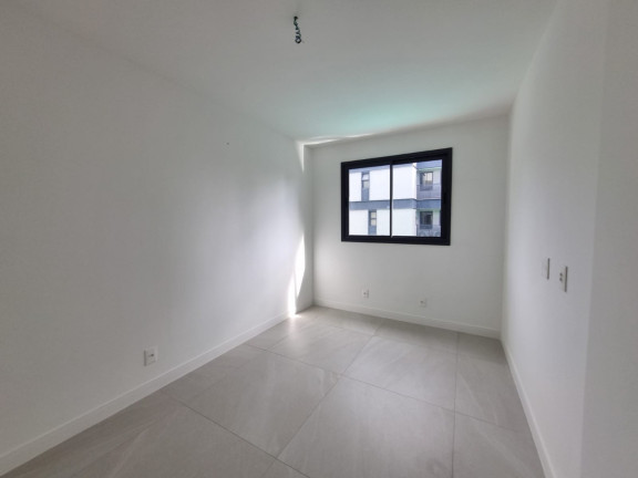 Imagem Imóvel com 3 Quartos à Venda, 91 m² em Santa Lúcia - Vitória Imagem Imóvel com 3 Quartos à Venda, 91 m² em Santa Lúcia - Vitória
