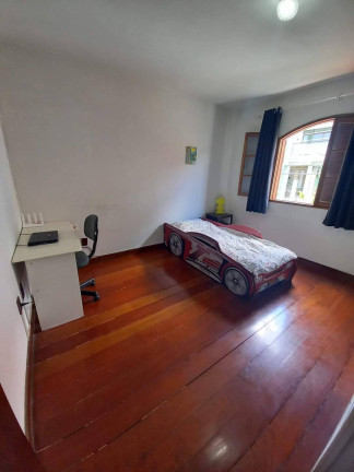Imagem Casa com 4 Quartos à Venda, em Perisse - Nova Friburgo Imagem Casa com 4 Quartos à Venda, em Perisse - Nova Friburgo