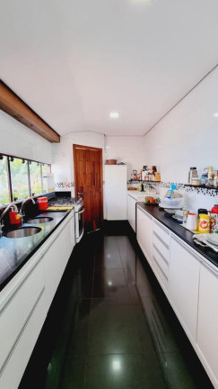 Casa de Condomínio com 8 Quartos à Venda, 390 m² em Horto Florestal - Salvador