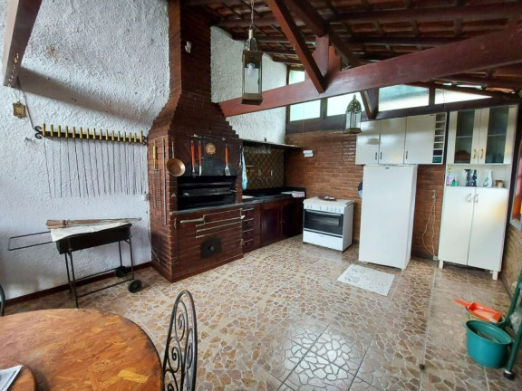 Imagem Casa com 4 Quartos à Venda, 360 m² em Jardim Europa - Teresópolis