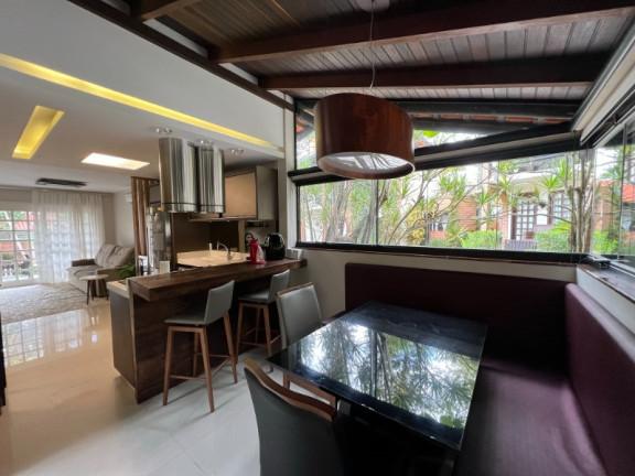 Imóvel com 2 Quartos à Venda, 130 m² em Praia Do Estaleirinho - Balneário Camboriú