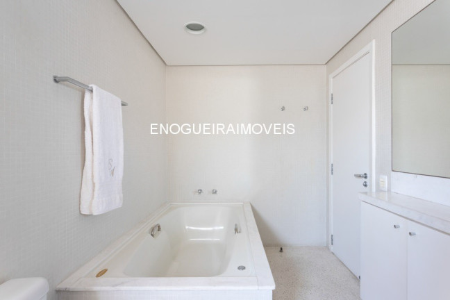 Imagem Imóvel com 2 Quartos à Venda, 192 m² em Pinheiros - São Paulo Imagem Imóvel com 2 Quartos à Venda, 192 m² em Pinheiros - São Paulo