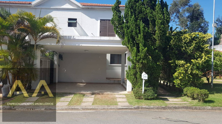 Casa com 3 Quartos para Alugar, 180 m² em Tamboré - Santana De Parnaíba
