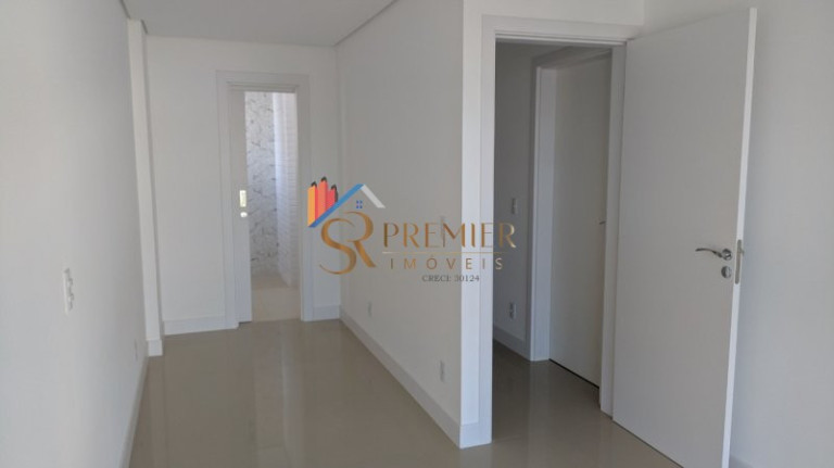 Imagem Apartamento com 3 Quartos à Venda, 117 m² em Centro - Florianópolis