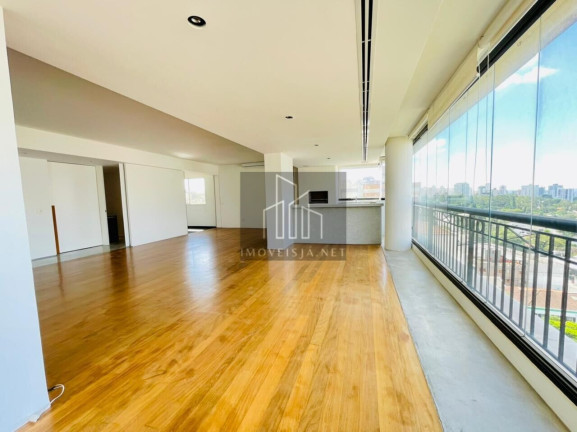 Apartamento com 3 Quartos à Venda, 215 m² em Sumaré - São Paulo