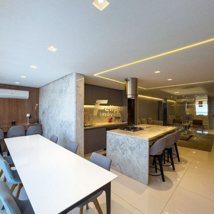 Imagem Imóvel com 3 Quartos à Venda, 194 m² em Praia Da Costa - Vila Velha
