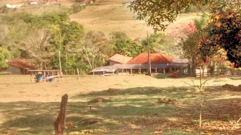 Imagem Imóvel com 3 Quartos à Venda, 50 m² em Paraisópolis - Paraisópolis Imagem Imóvel com 3 Quartos à Venda, 50 m² em Paraisópolis - Paraisópolis