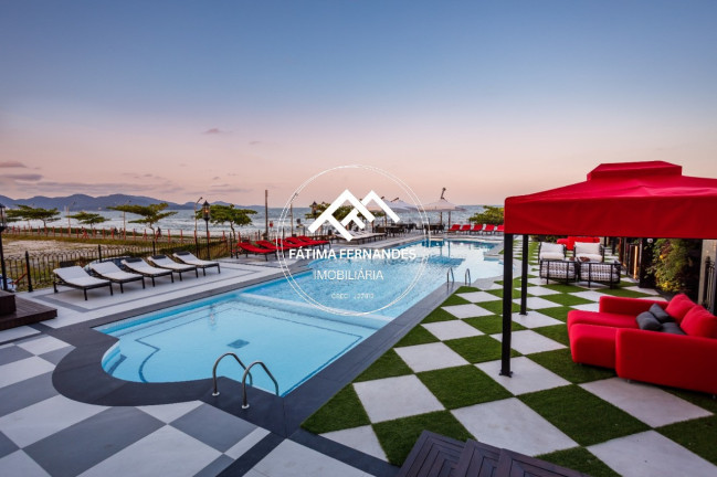 Apartamento com 4 Quartos à Venda, 180 m² em Meia Praia - Itapema