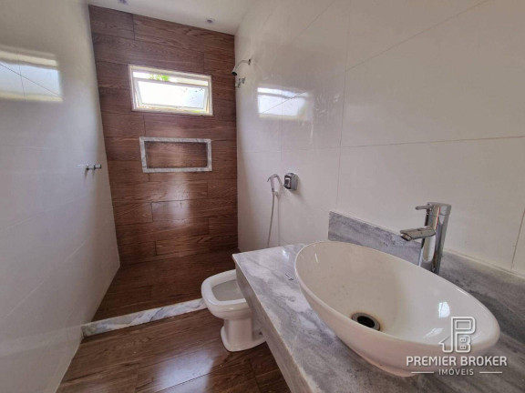 Imagem Casa com 4 Quartos à Venda ou Locação, 230 m² em Albuquerque - Teresópolis Imagem Casa com 4 Quartos à Venda ou Locação, 230 m² em Albuquerque - Teresópolis