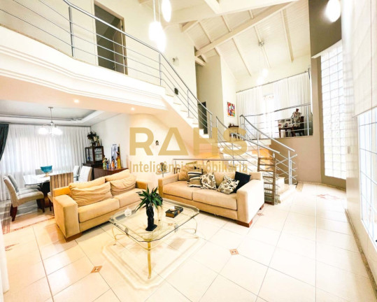 Imagem Casa com 4 Quartos à Venda, 226 m² em Costa E Silva - Joinville Imagem Casa com 4 Quartos à Venda, 226 m² em Costa E Silva - Joinville