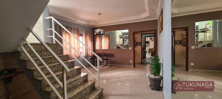 Imagem Sobrado com 3 Quartos à Venda, 192 m² em Vila Galvão - Guarulhos Imagem Sobrado com 3 Quartos à Venda, 192 m² em Vila Galvão - Guarulhos
